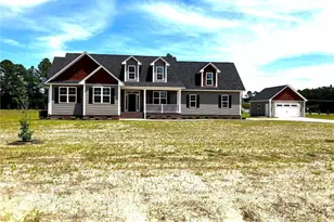 3018 Dinwiddle Dr, Wade, NC 28395 - Photo 1