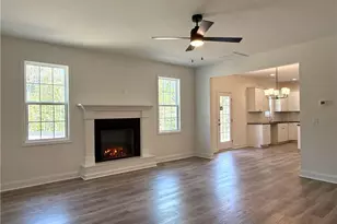 305 Harborwood St, Lillington, NC 27546 - Photo 9