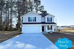 1924 Bulldog Ln, Hope Mills, NC 28348 - Photo 1