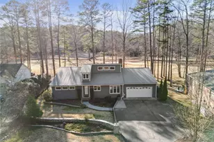 527 Perth Dr, Sanford, NC 27332 - Photo 3