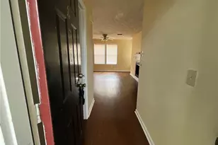 979 Stewart Creeks Dr, Fayetteville, NC 28314 - Photo 5