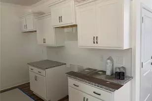 1014 Laurel St, Fayetteville, NC 28303 - Photo 7