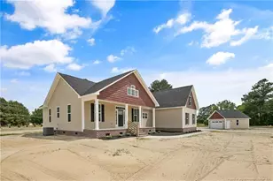 3002 Dinwiddle Dr, Wade, NC 28395 - Photo 3