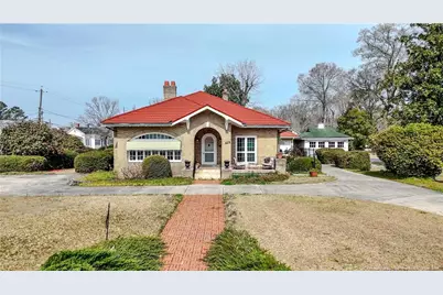 425 S Main Street, Bladenboro, NC 28320 - Photo 1