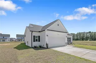 413 Whitestone Dr, Fayetteville, NC 28312 - Photo 3