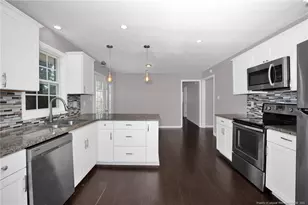 6405 Tarbert Ave, Fayetteville, NC 28304 - Photo 15