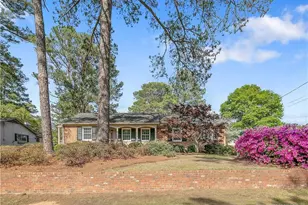 2514 Mirror Lake Dr, Fayetteville, NC 28303 - Photo 1