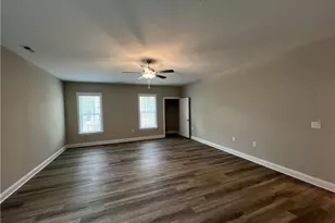 260 Gallery Dr, Spring Lake, NC 28390 - Photo 17