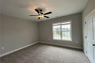 220 Gallery Dr, Spring Lake, NC 28390 - Photo 17