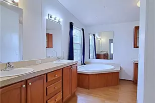 5001 Southmill Dr, Hope Mills, NC 28348 - Photo 25