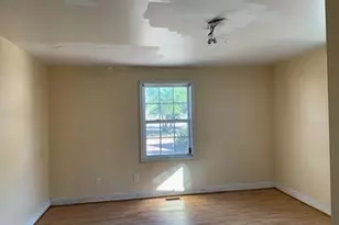 1002 Iona St, Fairmont, NC 28340 - Photo 9