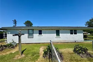 8256 211 Hwy E, Lumberton, NC 28358 - Photo 7