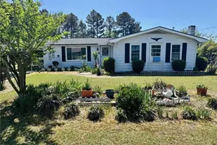 8256 211 Hwy E, Lumberton, NC 28358 - Photo 1