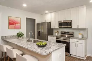 1016 Martindale Dr, Fayetteville, NC 28304 - Photo 3