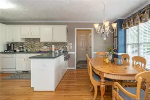 513 Captains Pl, Fayetteville, NC 28311 - Photo 19