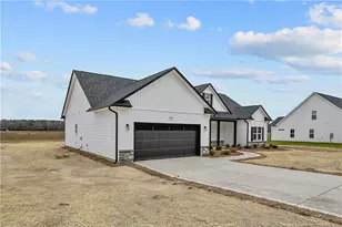 7166 Chicken Foot Rd, Fayetteville, NC 28306 - Photo 3