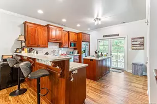 320 Glenburney Dr, Fayetteville, NC 28303 - Photo 11