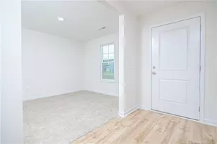 5851 Panther Dr, Hope Mills, NC 28348 - Photo 3