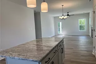 3870 Blackhills Rd, Fayetteville, NC 28311 - Photo 5