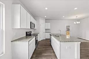 536 Blossom Trl, Lillington, NC 27546 - Photo 7