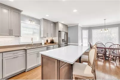 1110 Oakridge Boulevard, Lumberton, NC 28358 - Photo 17