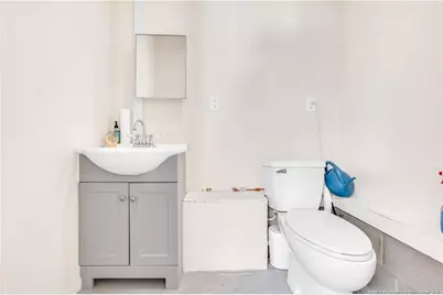 1110 Oakridge Boulevard, Lumberton, NC 28358 - Photo 11