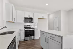 668 Wilder Bloom Path, Aberdeen, NC 28315 - Photo 7