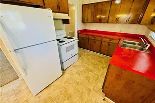 803 Floyd St, Fairmont, NC 28340 - Photo 13