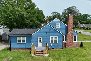 320 W 20th St, Lumberton, NC 28358 - Photo 3