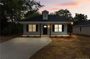 211 E Washington St, Coats, NC - Photo 3