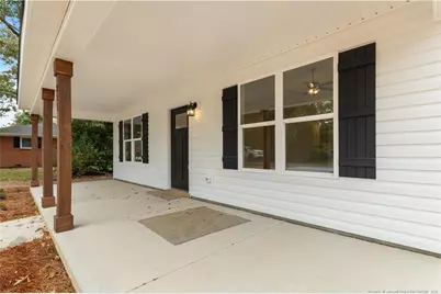 211 E Washington Street, Coats, NC  - Photo 5