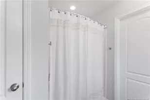 905 Sapphire Stone Ln, Hope Mills, NC 28348 - Photo 21