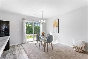 905 Sapphire Stone Ln, Hope Mills, NC 28348 - Photo 7