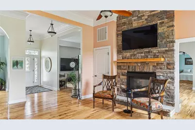 330 Wellington Road, Saint Pauls, NC 28384 - Photo 5