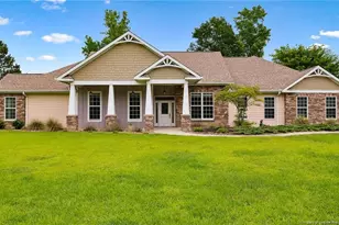 330 Wellington Rd, Saint Pauls, NC 28384 - Photo 3