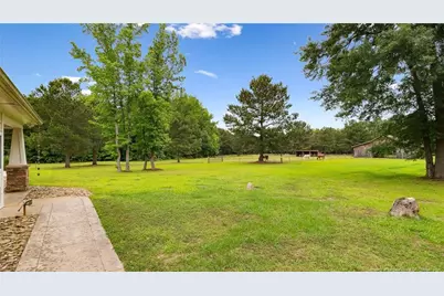 330 Wellington Road, Saint Pauls, NC 28384 - Photo 35