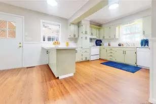 2105 W Broad St, Elizabethtown, NC 28337 - Photo 9