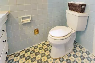 2105 W Broad St, Elizabethtown, NC 28337 - Photo 17