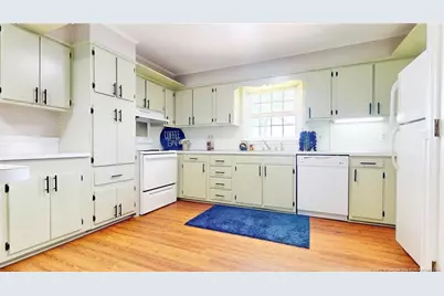 2105 W Broad Street, Elizabethtown, NC 28337 - Photo 7