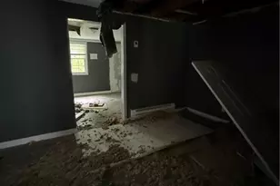 209 Rose St, Spring Lake, NC 28390 - Photo 9