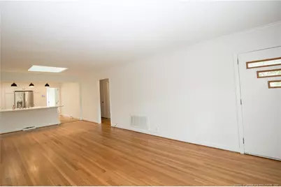 264 E Indiana Avenue, Southern Pines, NC 28387 - Photo 5