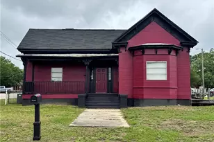 202 W West Main Street W, Hamlet, NC 28345 - Photo 1