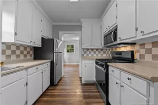 212 N Roberts St, Raeford, NC 28376 - Photo 17