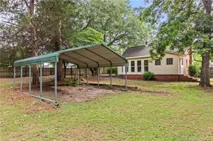 212 N Roberts St, Raeford, NC 28376 - Photo 39