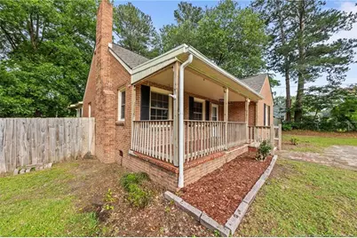 212 N Roberts Street, Raeford, NC 28376 - Photo 3