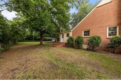 212 N Roberts Street, Raeford, NC 28376 - Photo 31