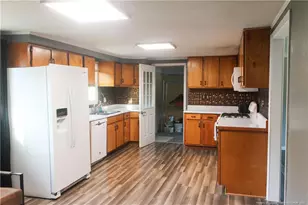 411 Rainey Dr, Spring Lake, NC 28390 - Photo 5