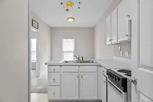 609 Williwood Rd, Fayetteville, NC 28311 - Photo 11