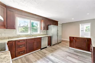 406 W 34th St, Lumberton, NC 28358 - Photo 13