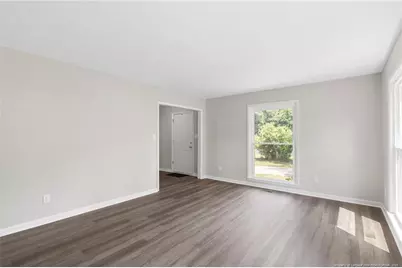 329 W Railroad Street, Parkton, NC 28371 - Photo 9